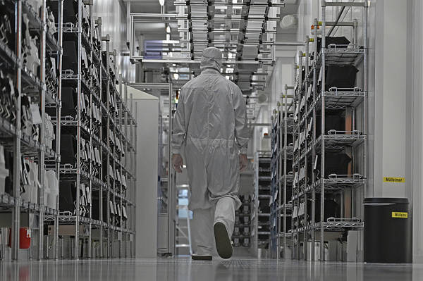 “德法支持欧盟对华贸易强硬<strong></p>
<p>梦想币</strong>，德国提议：考虑动用‘核选项’”