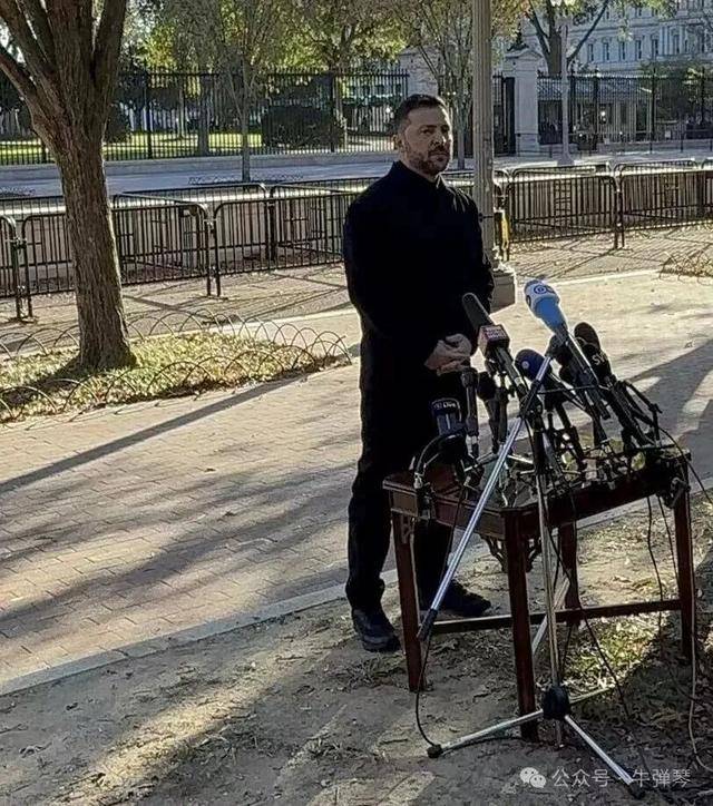 他被特朗普当众羞辱<strong></p>
<p>omg币价格</strong>，全场都在哄笑