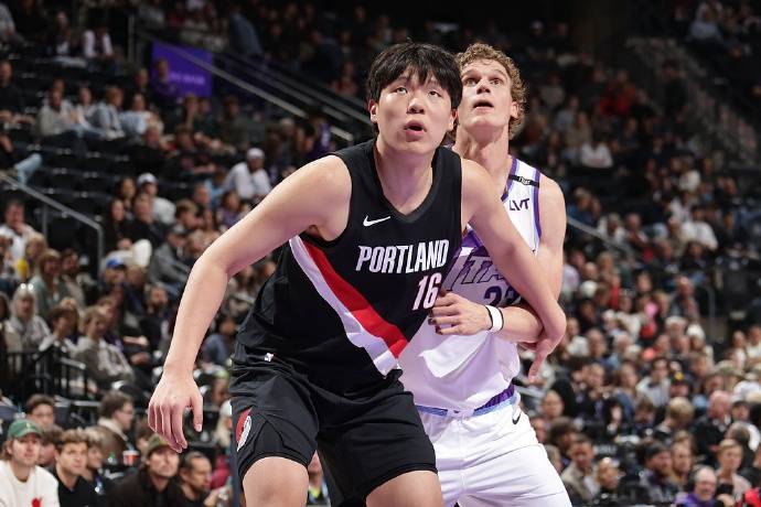 杨瀚森迎NBA常规赛首秀<strong></p>
<p>omg币价格</strong>,两罚全中拿到个人NBA生涯首分;此前出场时播音字幕都是中文