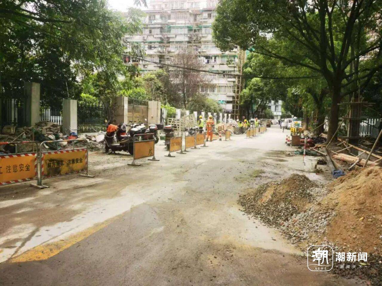 市中心一小区业主惊讶发现:走<strong></p>
<p>omg币价格</strong>了20多年的“内部道路”竟是市政道路