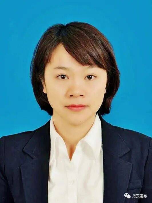 生于1987年<strong></p>
<p>云币海外</strong>，王茜（正处级）拟提名为县长候选人