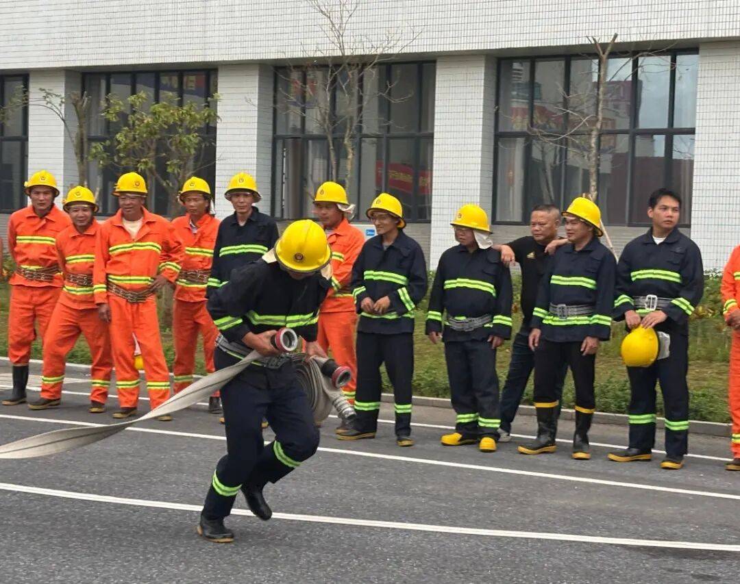 训考结合砺精兵<strong></p>
<p>云币海外</strong>！高新区微型消防站技能培训暨考核顺利举行