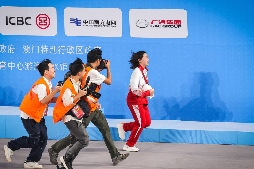 十五运惊现“水花消失术”<strong></p>
<p>太空币</strong>，全红婵复出首秀夺冠