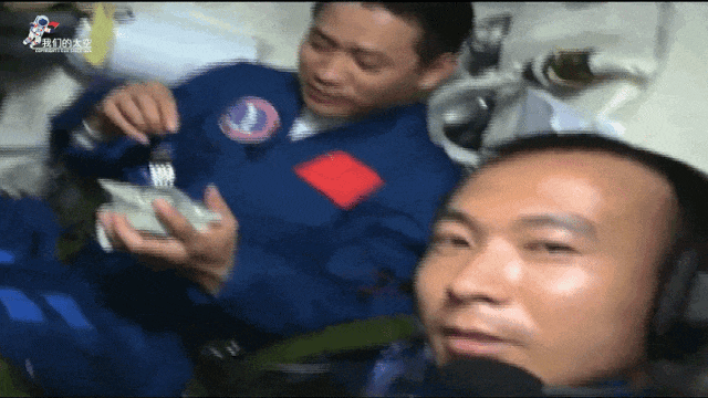 太空烧烤??来看航天员们的“吃饭历程”<strong></p>
<p>千币</strong>!
