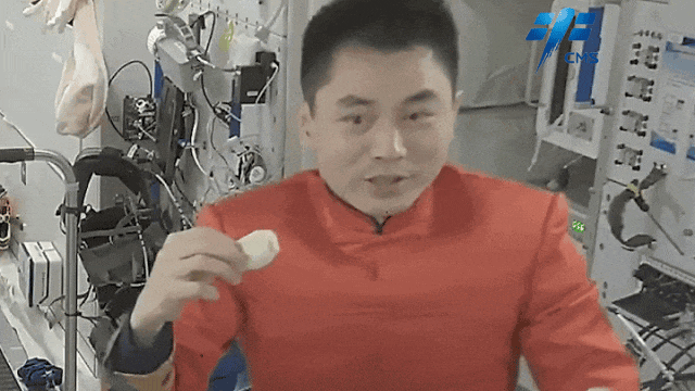 太空烧烤??来看航天员们的“吃饭历程”<strong></p>
<p>千币</strong>!