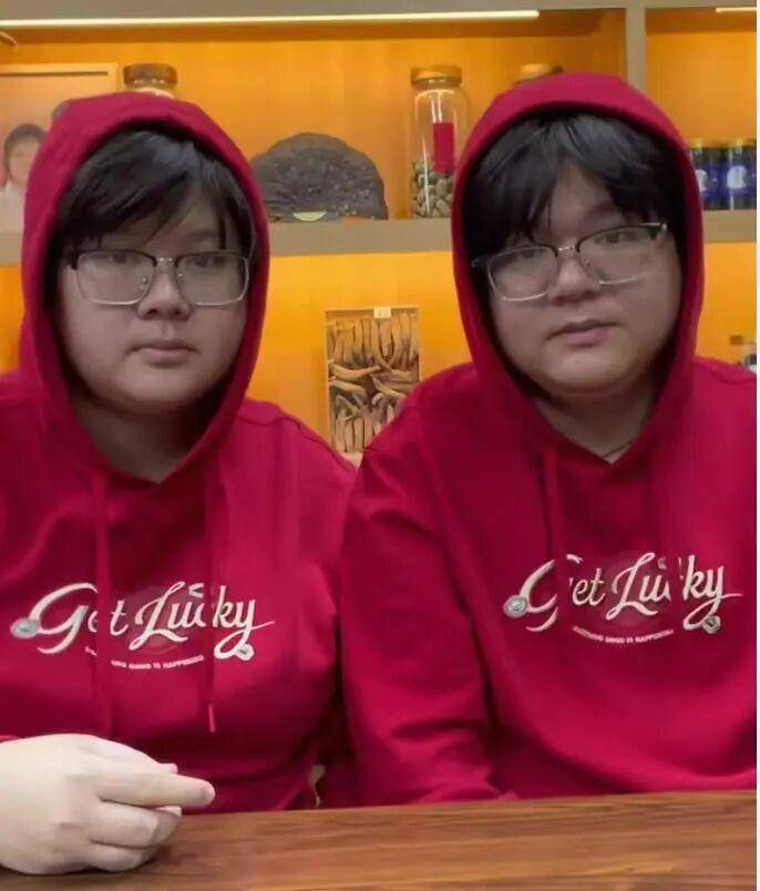 “史上最相似夫妻”被网友建议查下DNA<strong></p>
<p>千币</strong>,当事人:刚认识时不像,后来越长越像