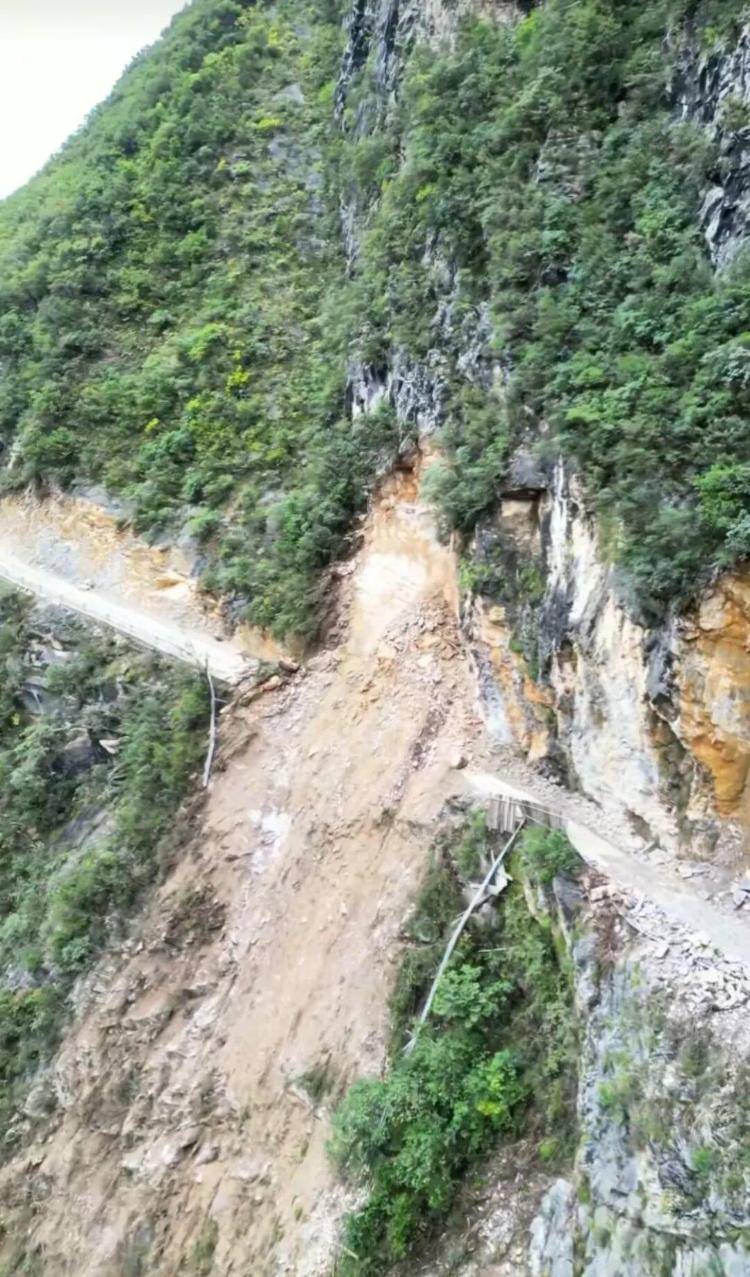 重庆网红“挂壁公路”垮塌<strong></p>
<p>破币兑换标准</strong>，附近村民外出绕行已半月盼修复，当地：已完成排危，正在修