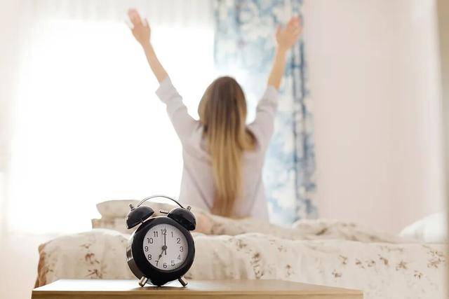 百年难遇“早立冬”来了<strong></p>
<p>汇币换算</strong>！有啥讲究？早看早准备！