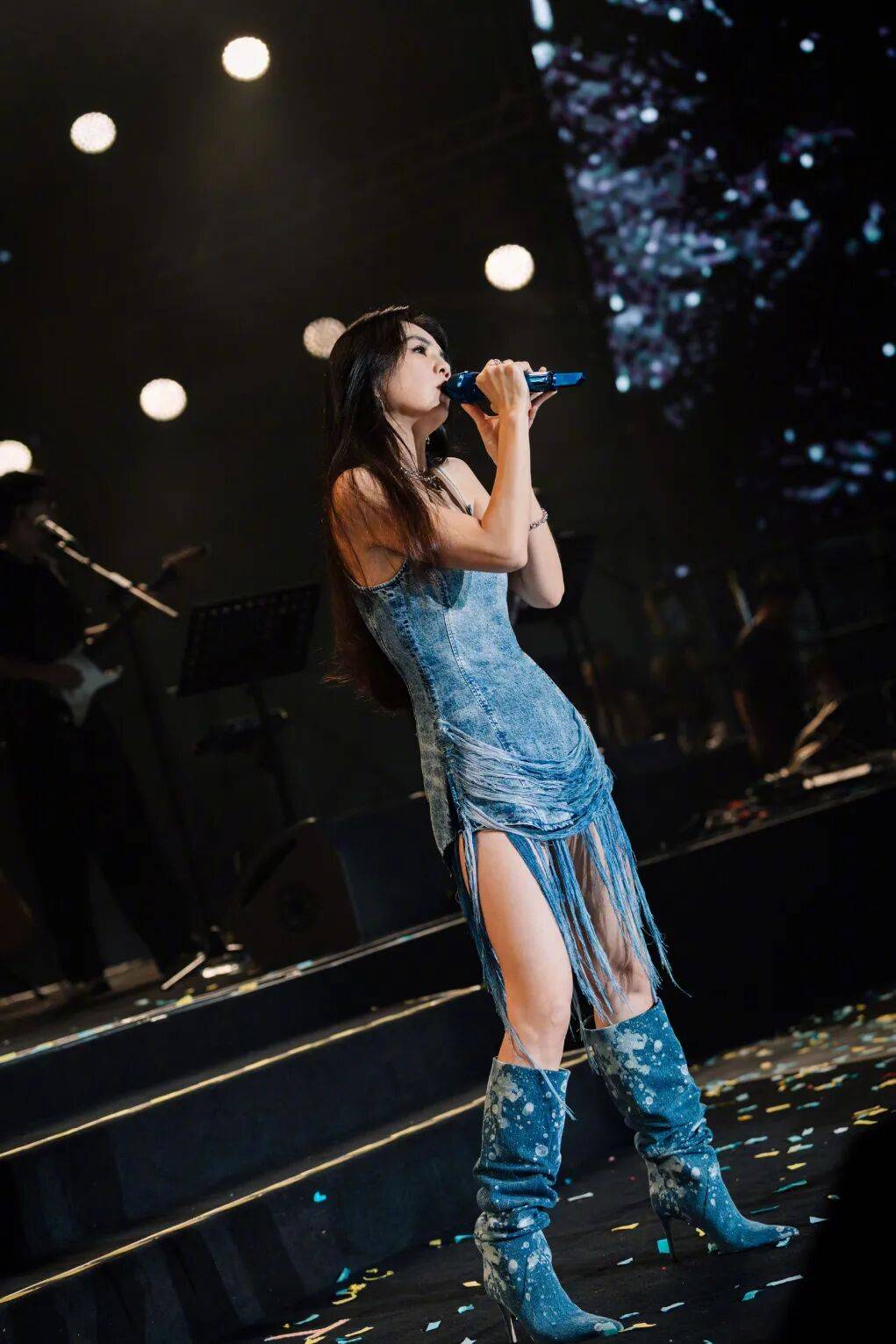 陈嘉桦<strong></p>
<p>z币</strong>，不慌不忙的惊艳