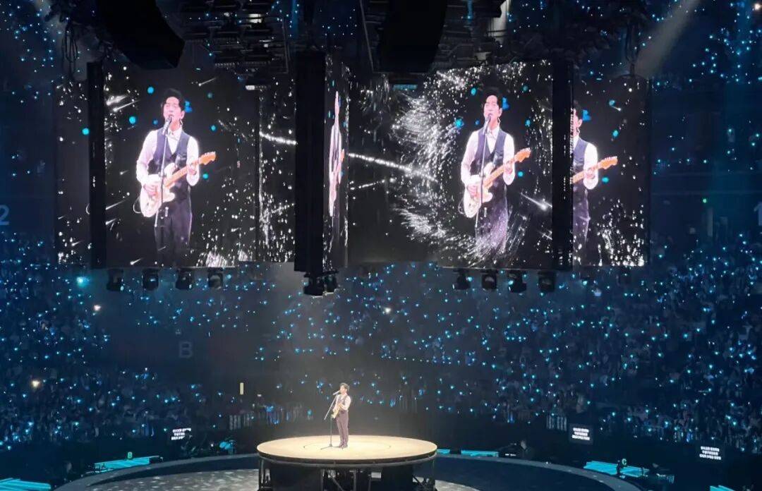 第一批丁克老后<strong></p>
<p>假捆币</strong>,“伴侣能陪一程,但最后都要靠自己”