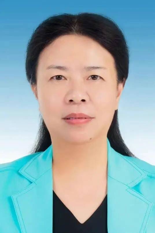 颜丽明<strong></p>
<p>绿洲币</strong>，获福建省委提拔（附简历）