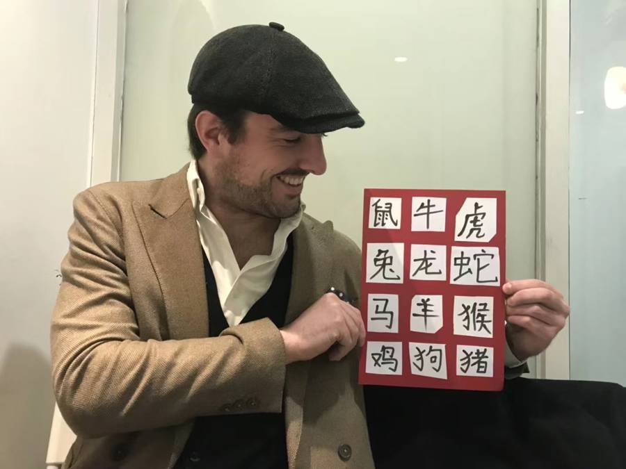 法国人在上海开店<strong></p>
<p>恒币</strong>,只卖白色衣服竟然火了丨上海滩上洋掌柜