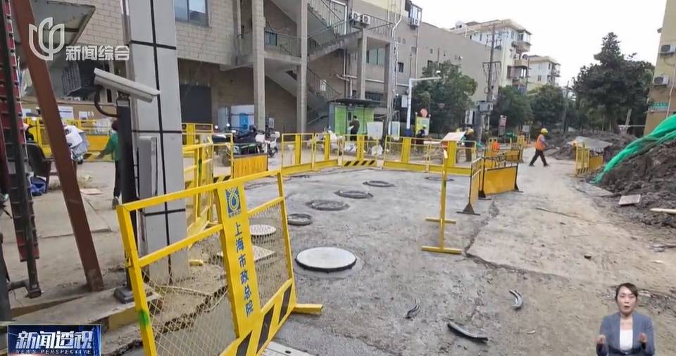 太夸张！上海人比比谁家楼下井盖多！有人家门口100个<strong></p>
<p>lun币</strong>，“走路难！到处都像贴膏药”...