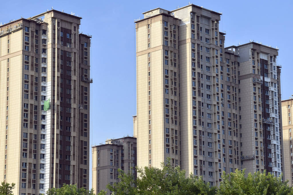 北京楼市放大招！新政发布当晚有购房人马上预约看房，专家：对二套改善人群友好