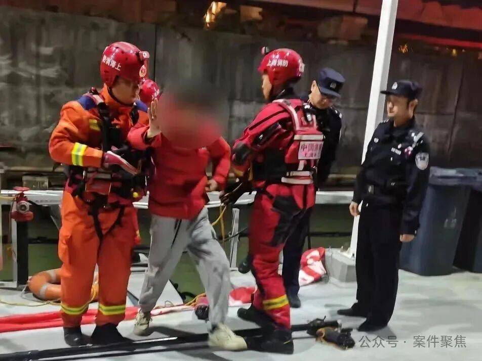 骗了别人18万元<strong></p>
<p>阳光币</strong>,上海一男子凌晨站在黄浦江边“想抽最后一支烟”