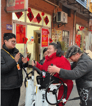 百万债务还清了！夫妻俩在杭州开饭店<strong></p>
<p>币鸟</strong>，8年来第一次回老家过年，临行宴请老顾客