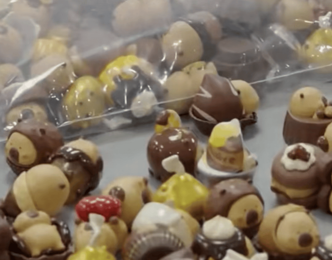 情侣约会求“刺激”<strong></p>
<p>赠币</strong>，双双被抓，审讯时互相甩锅